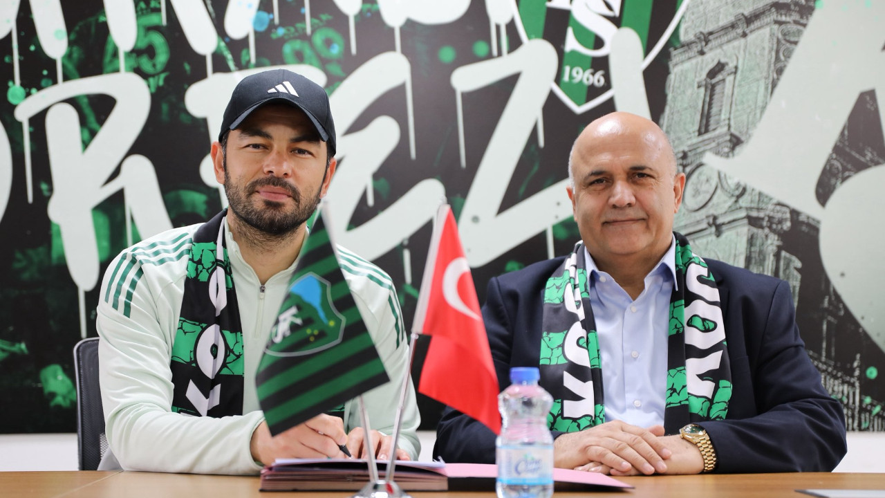 Kocaelispor Selçuk İnan'la 2 yıl daha yola devam kararı aldı