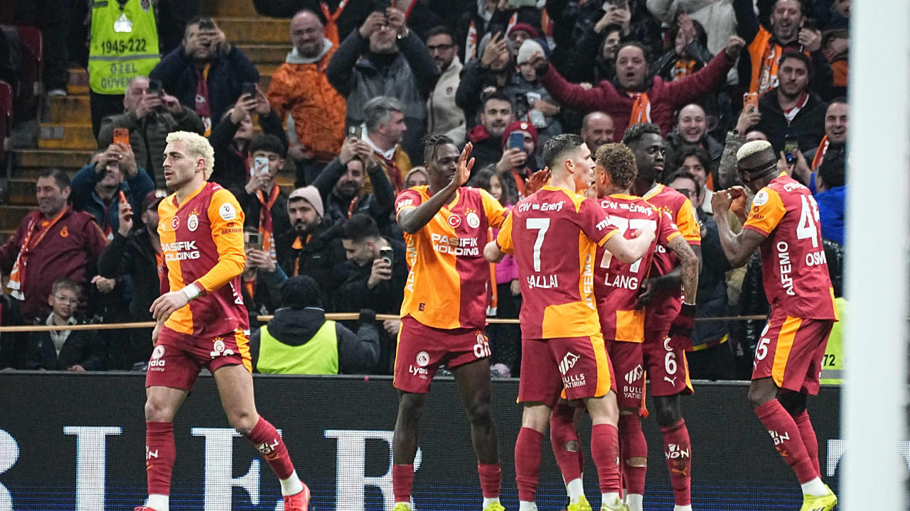 Galatasaray'ın kamp kadrosu belli oldu! Tek eksik...
