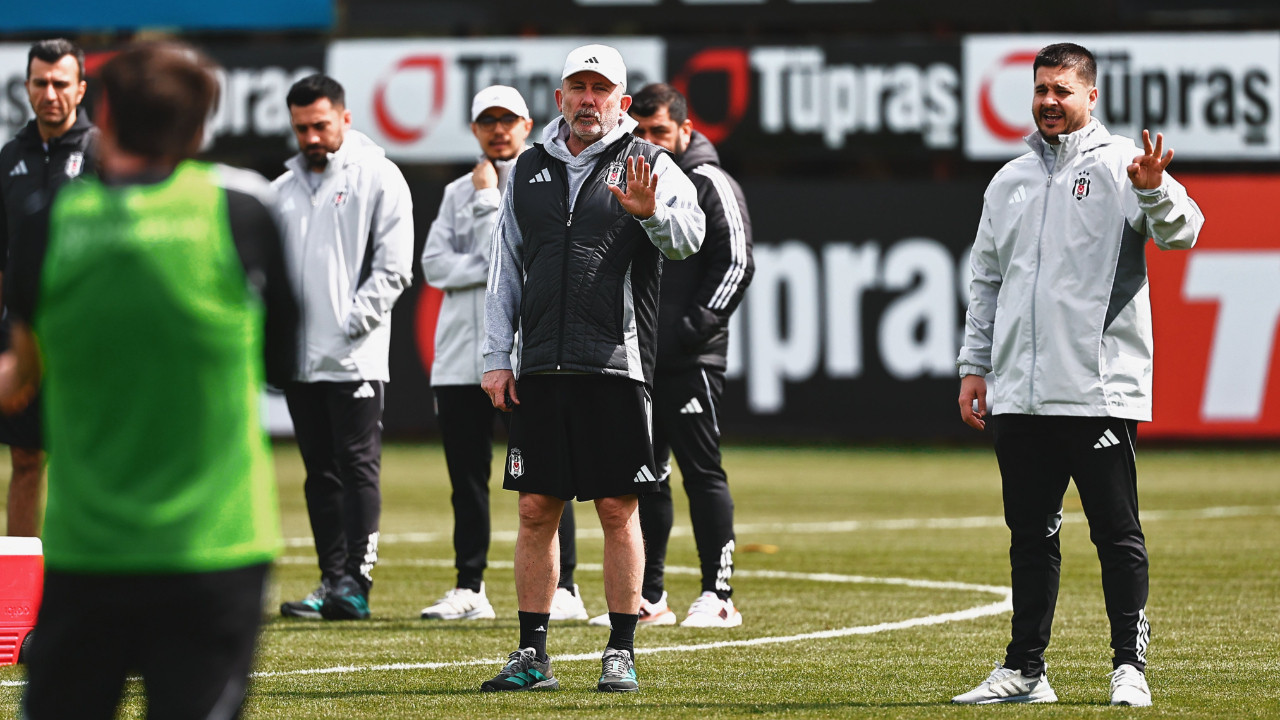 Beşiktaş'ta 6 ayrılık 4 transfer! Sergen Yalçın listeyi belirledi