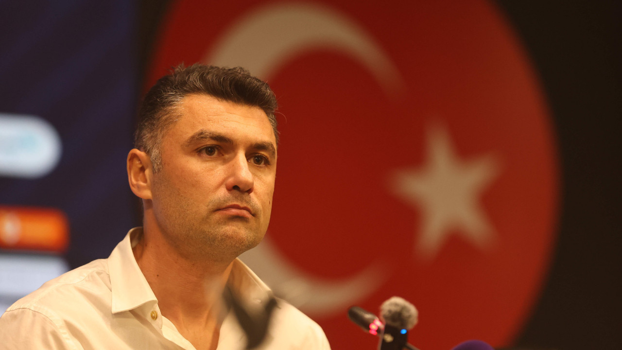 PFKD'dan 2 maç men, 75 gün hak mahrumiyeti cezası alan Burak Yılmaz kariyerine yurt dışında devam edecek