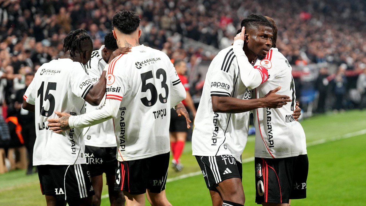 El Bilal Toure geldi Junior Olaitan uçuşa geçti