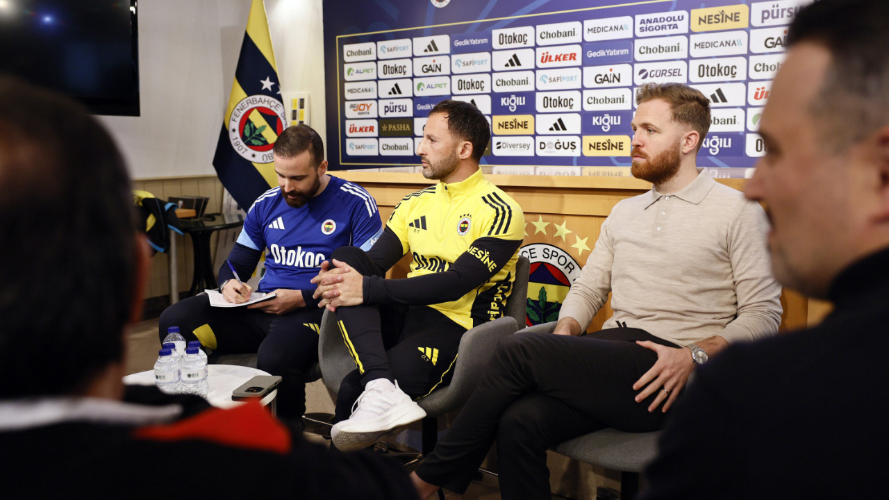Domenico Tedesco ve Devin Özek'ten Emir Yolaç'a da güle güle