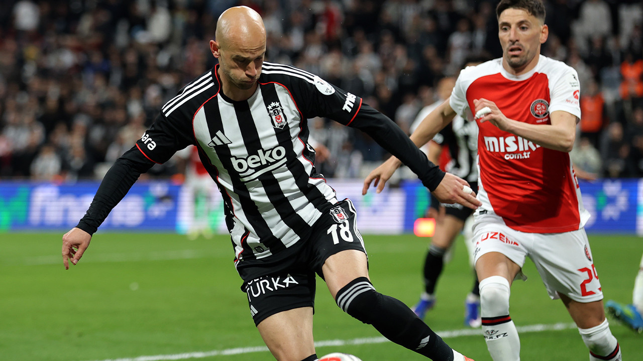 Vaclav Cerny, eşi Denisa Cerna'nın sağlık sorunları yüzünden futbolu unuttu