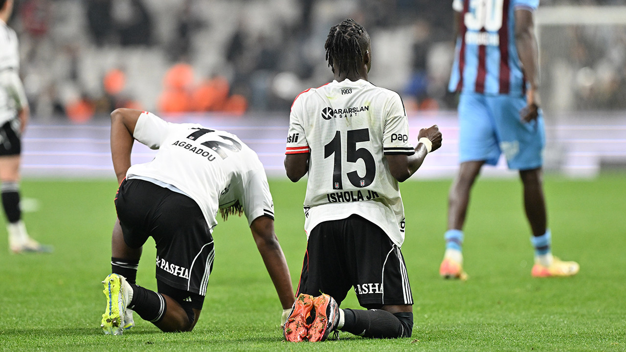 Nihat Kahveci: Beşiktaşlılar daha üzgün, Fenerbahçe en azından yarıştan kopmuyor