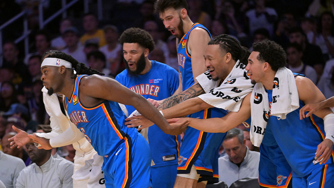 Mitchell 24, Gilgeous-Alexander 23 sayı attı Oklahoma City, Los Angeles Lakers karşısında seriyi 3-0 yaptı!