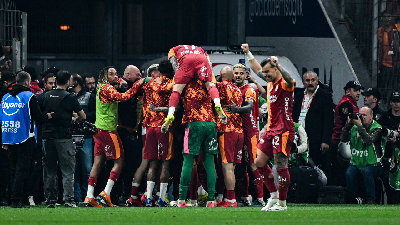 Noa Lang Antalyaspor maçında şov yaptı yönetimin kafası karıştı