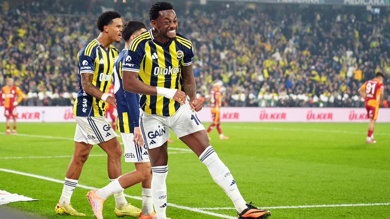 Jhon Duran transferi kangren oldu! Okan Buruk onayladı Dursu