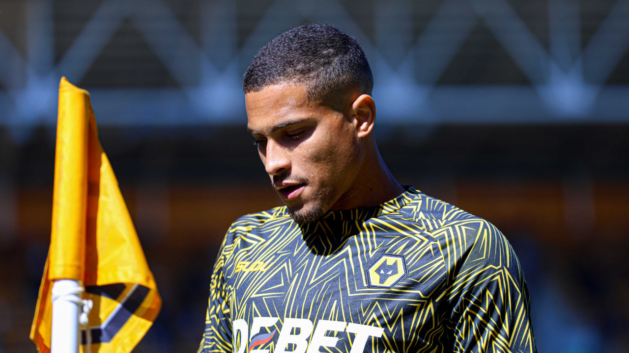 Galatasaray Joao Gomes'i istedi Wolverhampton 40 milyon euro dedi