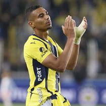 Djiku'yu bedelsiz kaptırmışlardı şimdi bonservis ödeyecekler!
