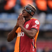 Osimhen hayalleri suya düşmek üzere! Yerine 6 aday belirlendi