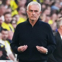 Avrupa basını Mourinho'yu yerden yere vurdu: Şampiyonluğa veda etti! Artık tamamen hayal