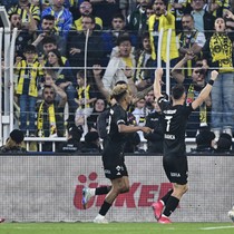 Beşiktaş Kadıköy'den kazanarak çıktı