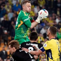 Mert Günok, cezalı duruma düştü! Adana Demirspor maçında yok