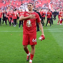 Arnold resmen açıkladı! Liverpool'dan ayrılıyor, Real Madrid...