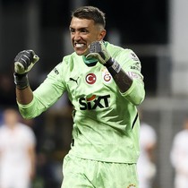 Galatasaray'da Muslera'nın kesin kararı belli oldu!