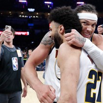 NBA play-off'larında tarihi maç! Son saniyeler uzun yıllar unutulmayacak
