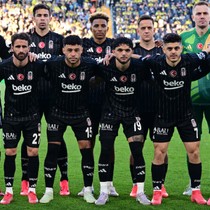Serdal Adalı onun için 'ben mi yanlış izliyorum?' demişti! Yeni sözleşme yolda