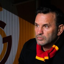 Dördüncü şampiyonluğa giden Okan Buruk, Ahmet Suat Özyazıcı'yı yakalayacak