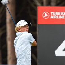 Golfün ilk gününde zirvede büyük çekişme