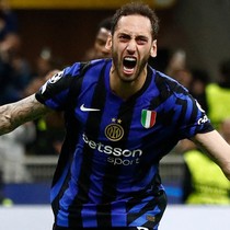 Hakan Çalhanoğlu, UEFA Şampiyonlar Ligi finalinde ilk peşinde