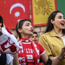 İlk şampiyonluğu İstanbul'da kutladılar