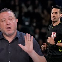 Nihat Kahveci Burak Pakkan'a plaket verilmesini istedi