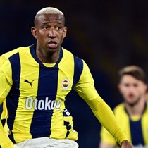 Talisca ve Fred stattan beraber ayrıldı