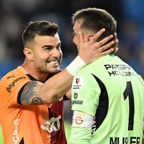 Fernando Muslera, geçen 14 yılın ardından taraftardan özür diledi