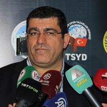 Nurettin Açıkalın: Kayserispor tüm Türkiye'ye örnek bir takım olmuştur