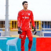 Eyüpspor'da Berke Özer ve Claro ile yeni sözleşme imzalandı