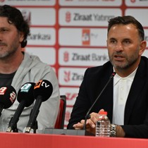 Okan Buruk: Bir haftada 2 kupa kazanabiliriz