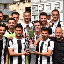 Süper Amatör Lig'de şampiyon olan Manisaspor kupasını aldı