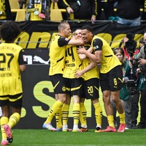 Borussia Dortmund, Şampiyonlar Ligi biletini kaptı