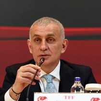 15 yıl önceki kuralı getirdi 1500 futbolcuyu bitirdi!