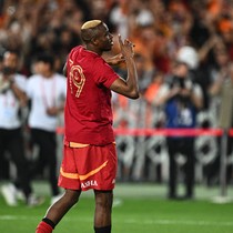 Şampiyonluk kutlamaları tamam ama taraftarların tek derdi Victor Osimhen