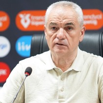 Küme düşen Sivasspor'da Rıza Çalımbay istifa sorusunu yanıtladı