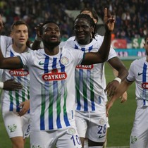 Rizespor nefes aldı, Göztepe Avrupa umudunu yitirdi!