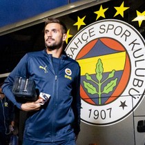 Tadic'in yeni adresi belli oldu! Çocukları formayı giydi bile