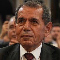 Dursun Özbek 4 başkanı geçti geriye kaldı Faruk Süren...