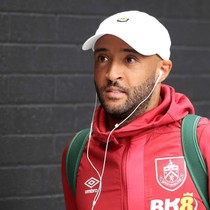 Burnley Nathan Redmond ile yollarını ayırdı