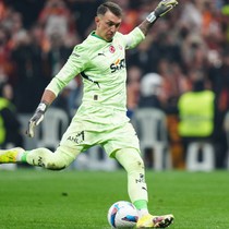 Bilal'den Muslera sözleri! "Bana karşı penaltı kullanırken..."