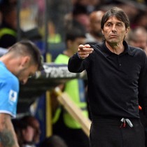'Şampi' olan Conte 200 milyon euroluk bütçe istedi
