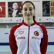 Milli cimnastikçi İrem Acımış, Parkur Dünya Kupası'na özel davet aldı