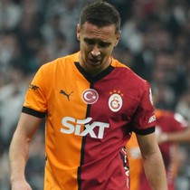 Galatasaray'a müjde! Frankowski'ye talip çıktı