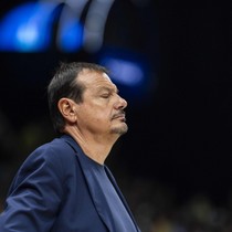 Fenerbahçe sosyal medya hesabından Ergin Ataman'a 'mola' göndermesi
