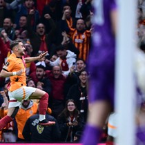 UEFA Avrupa Ligi'nin bu sezon en iyi golü Yunus Akgün'ün golü oldu