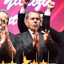 5. yıldız kehaneti gerçek olmuştu! Dursun Özbek'ten 6. yıldız mesajı