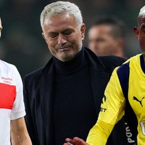 Merih ve Talisca kefil oldu! Koç Mou'nun yerini dolduruyor