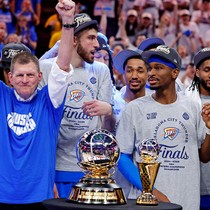 SGA çıldırdı Thunder NBA finaline yükseldi!