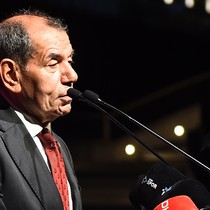 Dursun Özbek Galatasaray'ın bileğini kimse bükemez